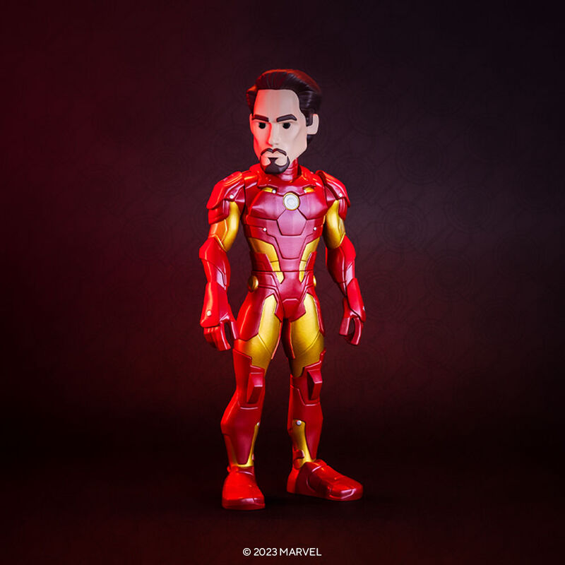 Buy Vinyl GOLD 18'' Iron Man at Funko.
