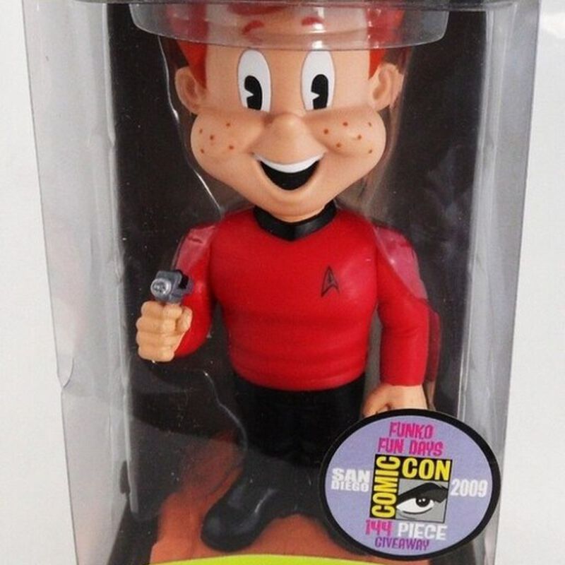 Freddy: Red Shirt Star Trek with no sound, , hi-res view 1