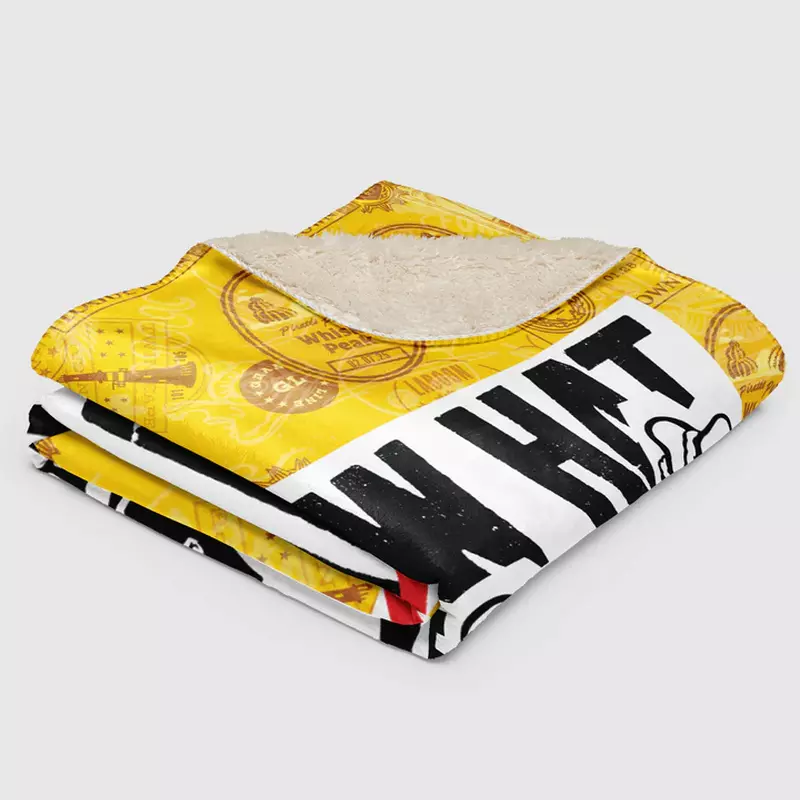 One Piece Straw Hat Crew Luffy Sherpa Blanket, , hi-res view 3