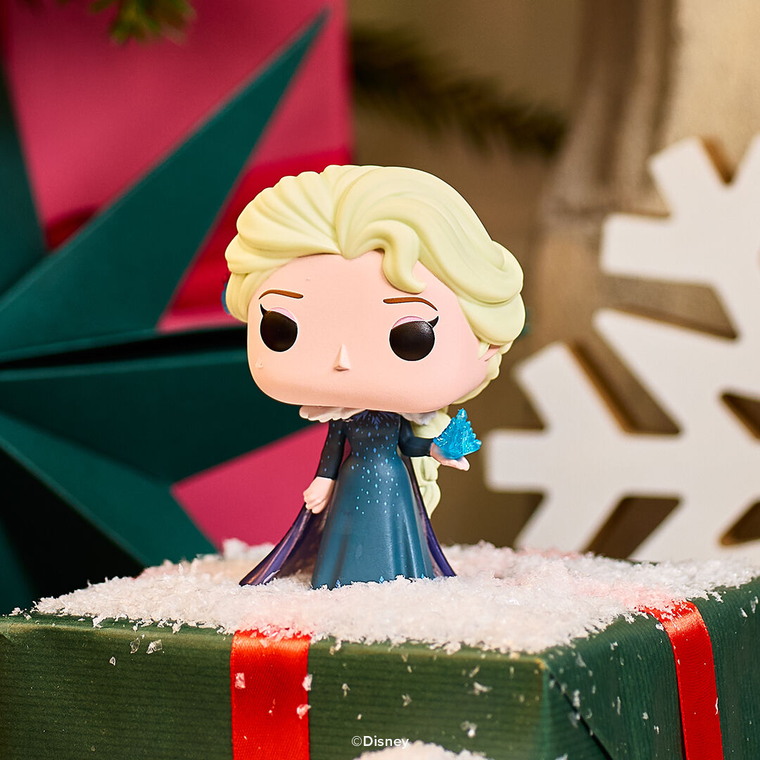 Pop! Elsa (Winter Outfit) | Funko
