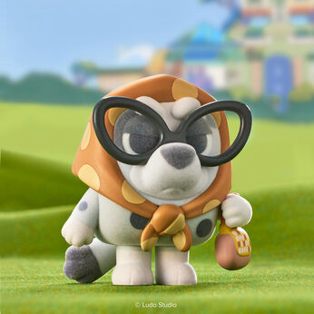 Pop! Granny Gladys (Flocked) FWlifestyle1 view 2