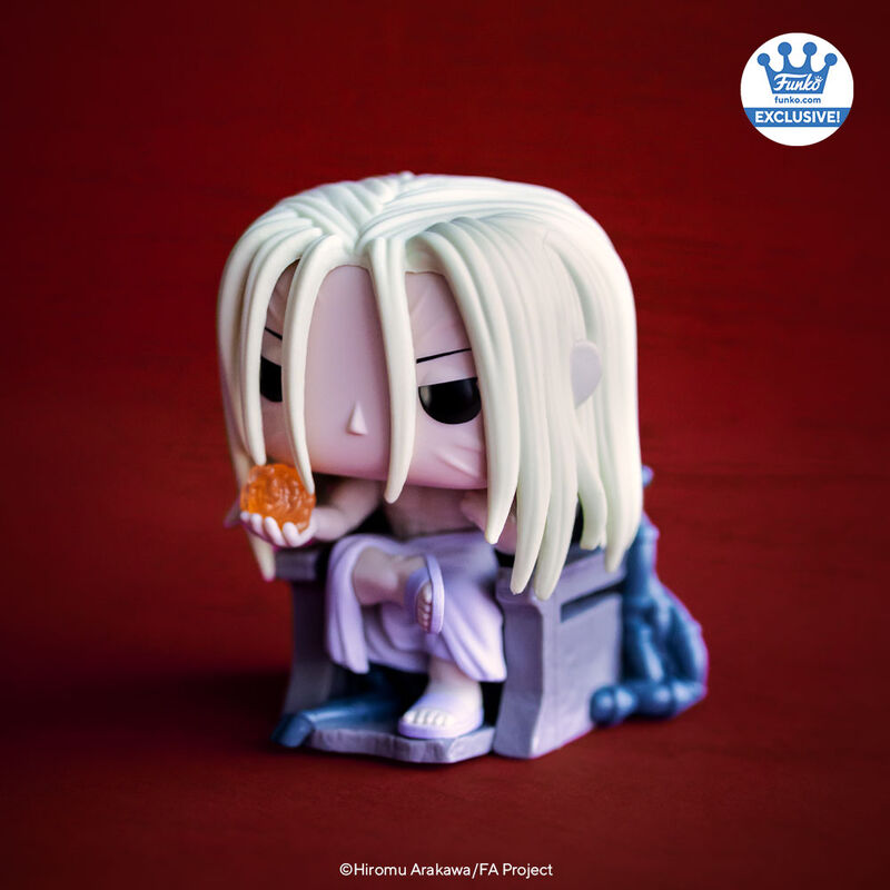 Pop! Deluxe Father on Throne FWlifestyle1 view 2
