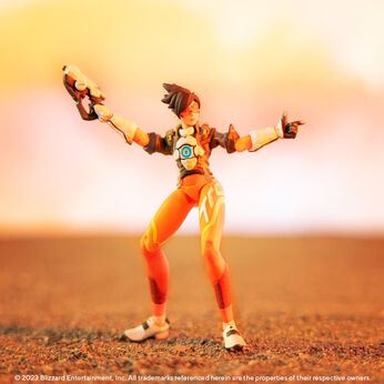 Tracer Action Figure, Image 2