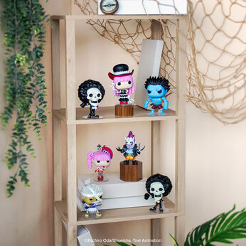 Pop! Mystery One Piece FWlifestyle1 view 2