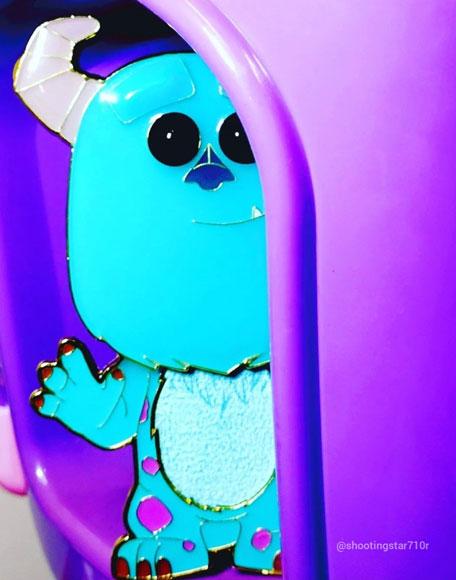 Sully Pop Pin